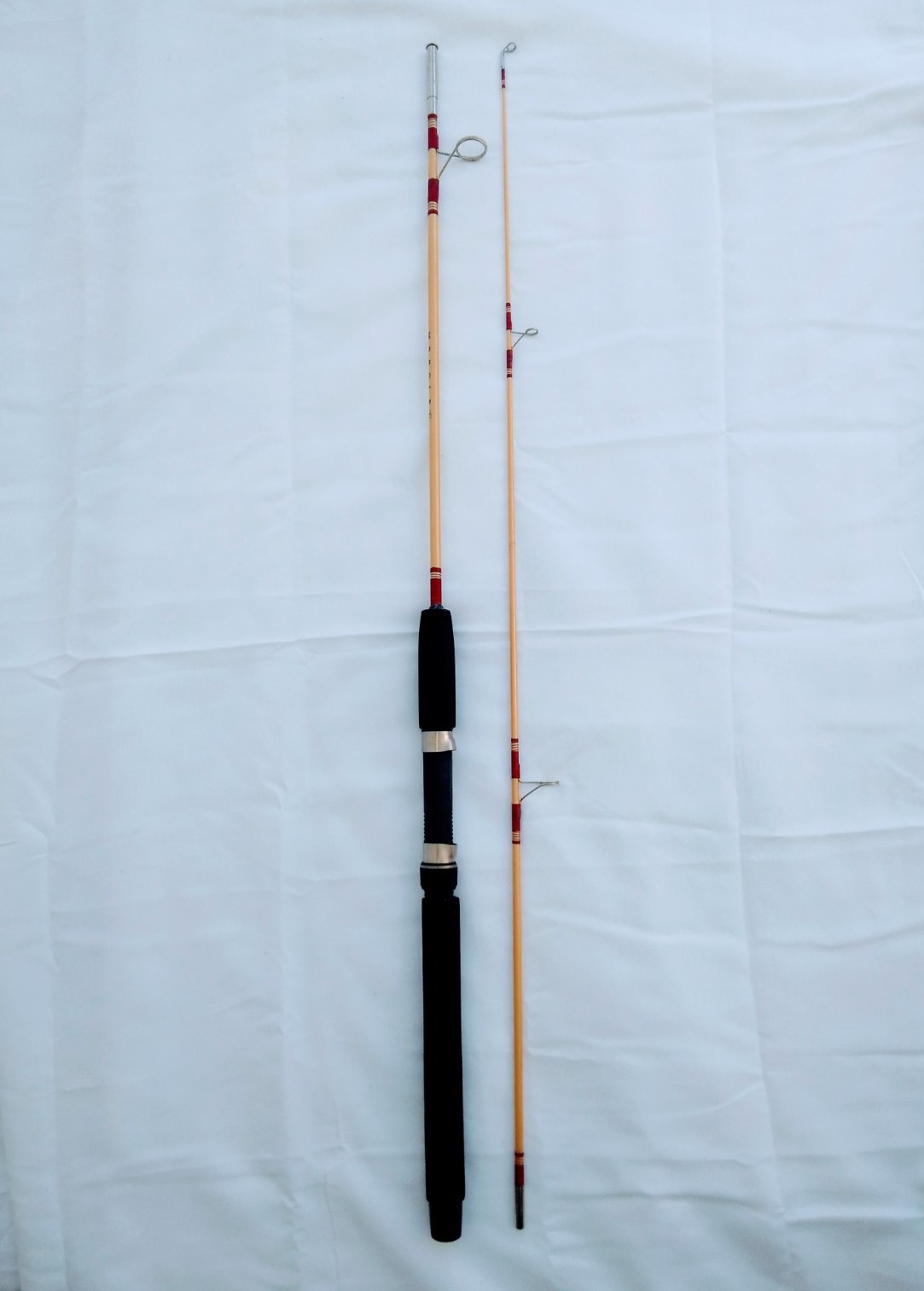 Kit Pesca Barato 2 Varas 10 Kgs + 2 Molinetes E Acessórios